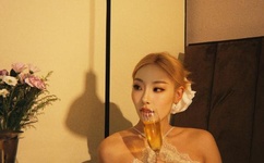 女生越喊男生越要塞的视频